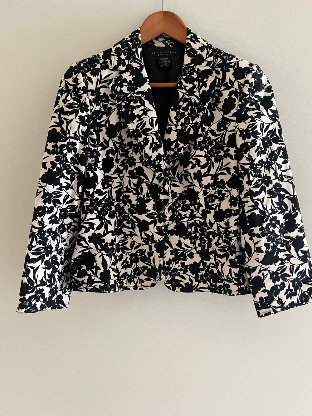 Apostrophe Blazer Jacket One Button Stretch Black & White Floral Size 4 JL